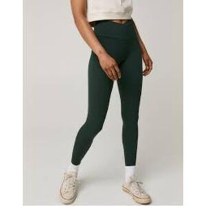 Aerie Crossover 7/8 Leggings Medium Green High Waisted Workout Athletic Outdoors